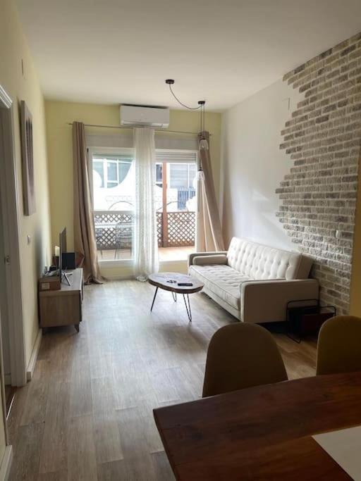 Apartamento Centrico Con Terraza Y Parking Huelva Eksteriør bilde